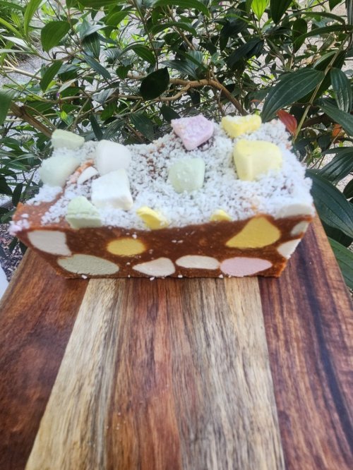 Lollie Cake